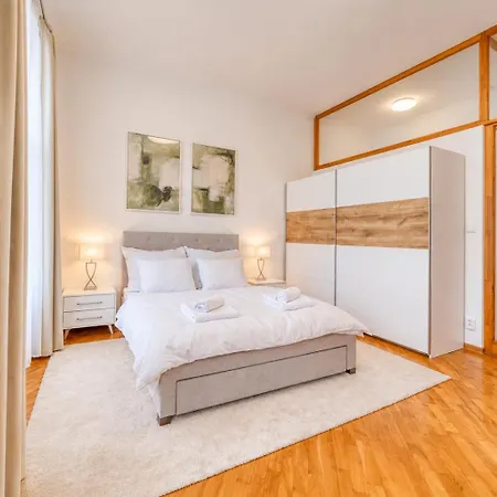 Mlynska 25 - Center Apartman
